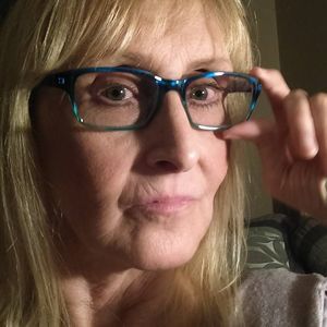 Meet your Posher, Debbie